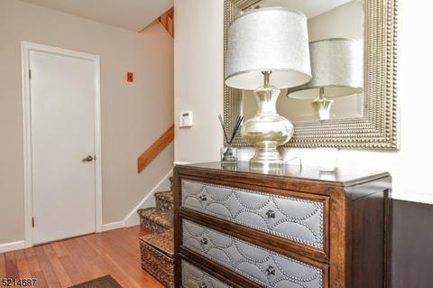 35 Lockley Ct, Wayne, NJ 07470 photo 7