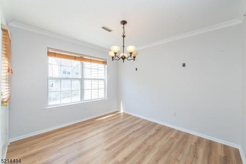 8 Springholm Dr, Berkeley Heights, NJ 07922 photo 5