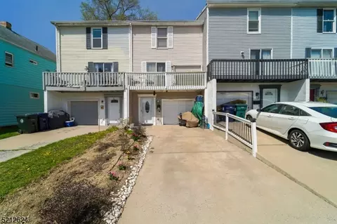 343 Herbert St, Perth Amboy, NJ 08861