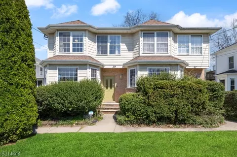 39 W Union Ave, Bound Brook, NJ 08805