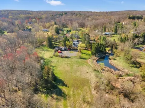 159 Mountain Ave, Warren, NJ 07059