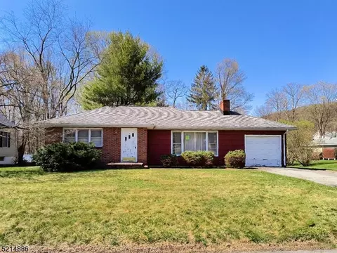 234 Main St, Roxbury Twp, NJ 07852