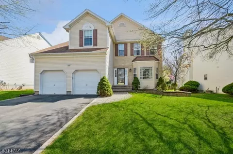 10 Francis Dr, Bridgewater, NJ 08807