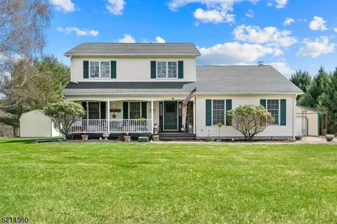58 Lusscroft Rd, Wantage, NJ 07461
