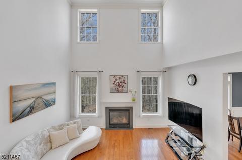 36 Glattly Dr, Denville, NJ 07834