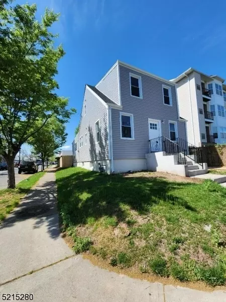 1100 Madison Ave, Elizabeth, NJ 07201