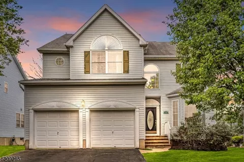 21 Murphy Dr, Bridgewater, NJ 08807