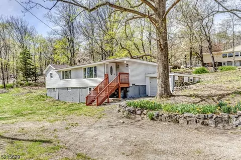 914 Quail Trl, Newton, NJ 07860