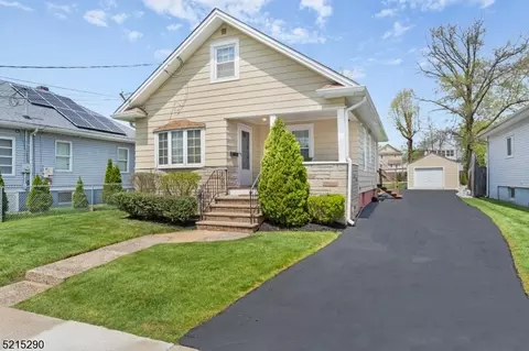 19 Reimer St, Somerville, NJ 08876