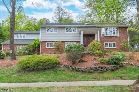 100 Overlook Ave, Wayne, NJ 07470