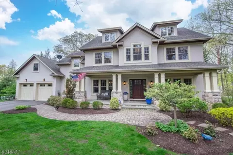 240 Morris Ave, Mountain Lakes, NJ 07046