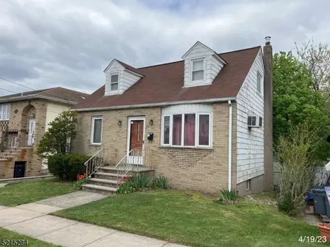 29 Maitland Pl, Garfield, NJ 07026