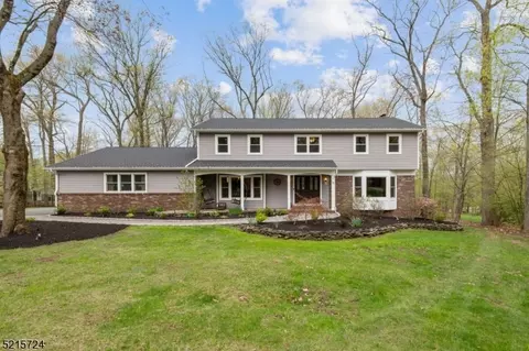 18 Beech Pl, Denville, NJ 07834