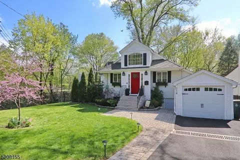 316 Lincoln Ave E, Cranford, NJ 07016
