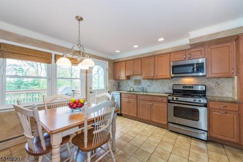 1 Hamilton Pl, Pine Brook, NJ 07058 photo 9