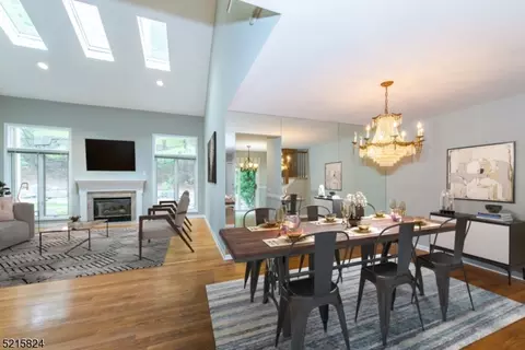 15 Lalique Dr, Montville, NJ 07045
