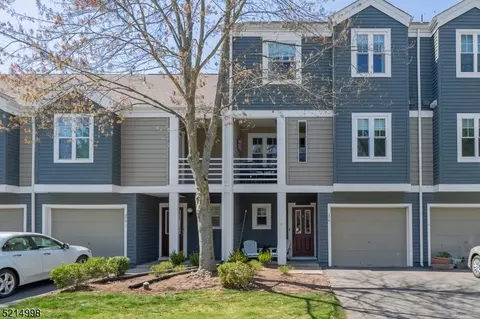374 Pond Rd, Bridgewater, NJ 08807