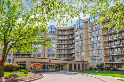 10 Smith Manor Blvd #219, West Orange, NJ 07052
