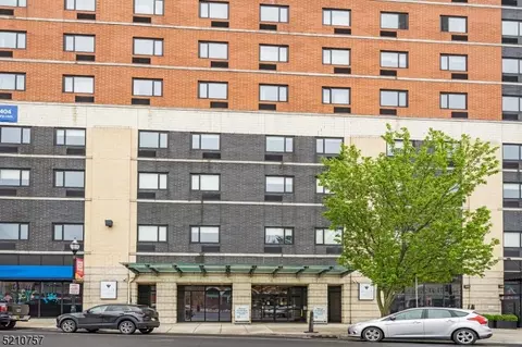 1 Carriage City Plz #507, Rahway City, NJ 07065