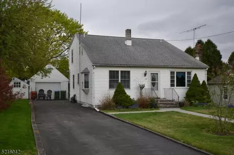11 Park View Ave, Washington, NJ 07882