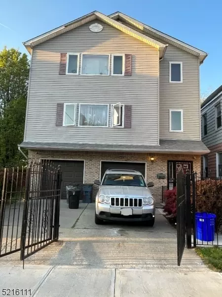 63 Kent St, Newark, NJ 07108