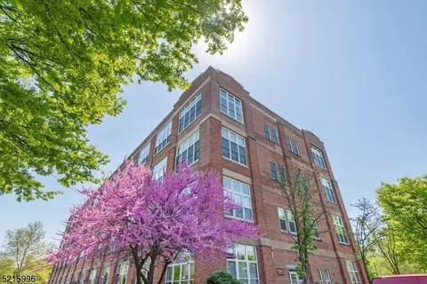 280 Main St #303, Little Falls, NJ 07424