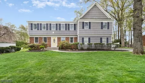 29 Hidden Glen Dr, Parsippany-troy Hills Twp., NJ 07054
