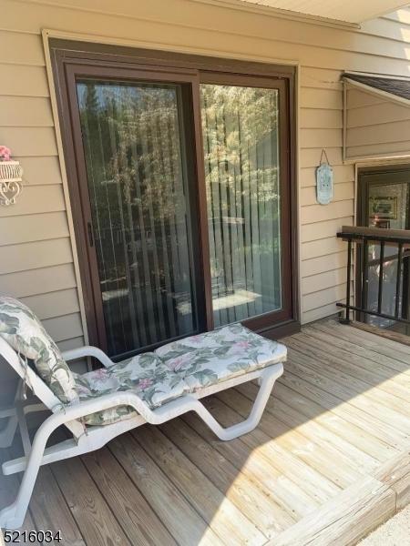 33 Hillside Ct, Clinton, NJ 08809 photo 4