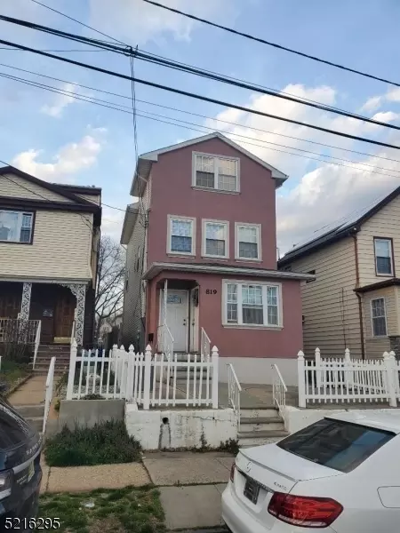 819 Gibbons Ct, Elizabeth, NJ 07202