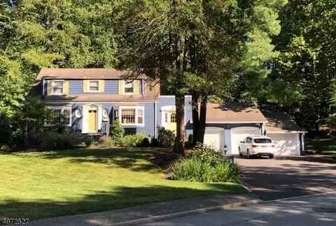 225 Little Falls Rd, Cedar Grove, NJ 07009