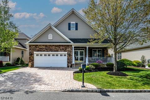 54 Patriots Way, Somerset, NJ 08873
