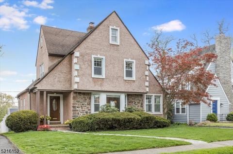 119 Stonehouse Rd, Glen Ridge, NJ 07028