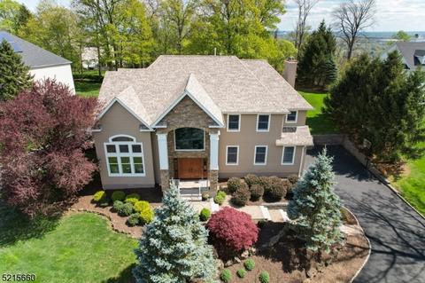 5 Scheurman Ter, Warren, NJ 07059