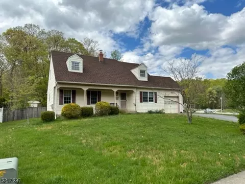 10 Sherbrook Dr, Rockaway, NJ 07866
