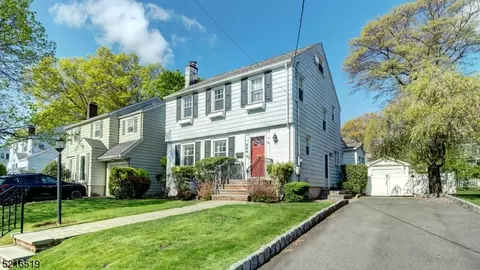 446 Essex Ave, Glen Ridge, NJ 07028