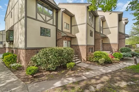 465 Colfax Ave #4, Clifton, NJ 07013
