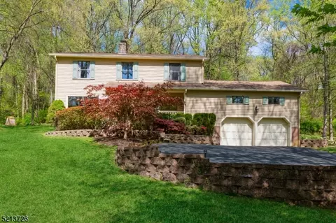 40 Valley View Rd, Chatham Twp, NJ 07928