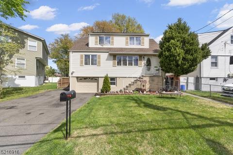 82 Eckel Rd, Little Ferry, NJ 07643