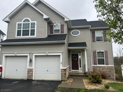164 Sowers Dr, Hackettstown, NJ 07840