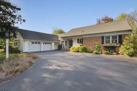 26 Juniper Way, Bernards, NJ 07920