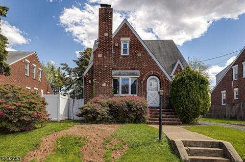 1055 Stowe St, Union, NJ 07083