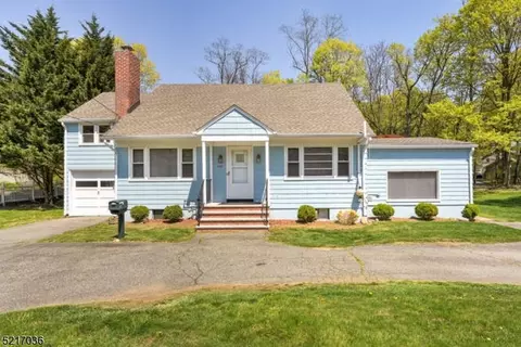 1081 Tabor Rd, Morris Plains, NJ 07950