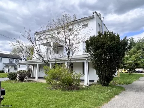 46 Titman Rd, Belvidere, NJ 07823