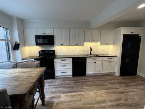 38 Park St #4E, Florham Park, NJ 07932