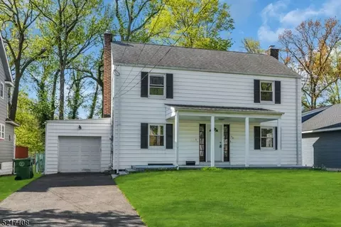 315 W 4th Ave, Roselle, NJ 07203
