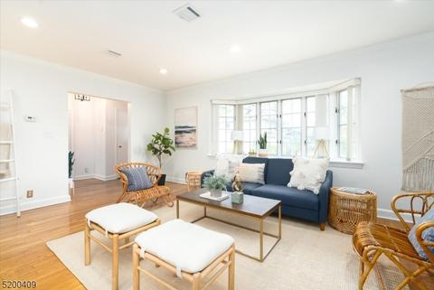 1 Osborne Ter, Maplewood, NJ 07040