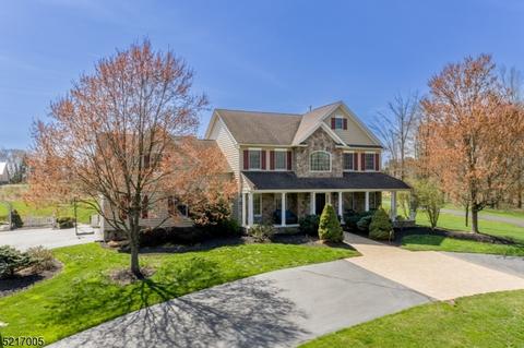 155 Rock Rd W, Lambertville, NJ 08530