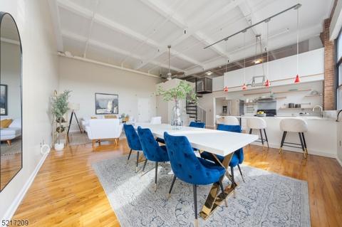 350 Scotland Rd #205, Orange, NJ 07050