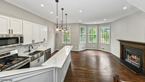 23 Dowitcher Ct, Wayne, NJ 07470 photo 5