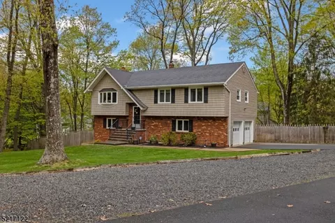 1097 Sussex Tpke, Randolph, NJ 07869